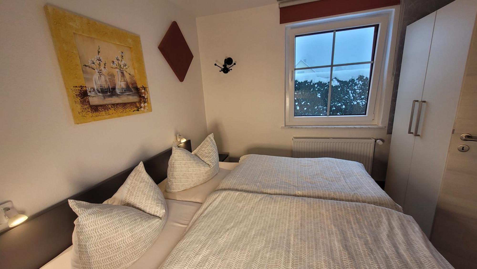 Ferienwohnung Gartentraum Mit Tollem Rasengarten Karlshagen Exterior photo